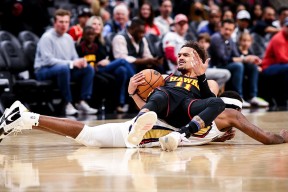  老鹰队collins 开云中国