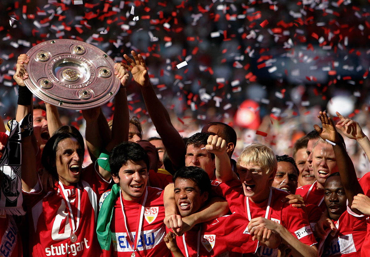 里程碑夜拜仁慕尼黑刷新队史纪录；意甲集结日刷纪录；媒体盛赞；控场能力受关注的简单介绍